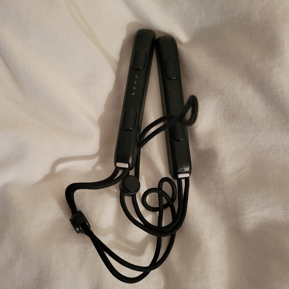 Nintendo switch console bundle - Picture 9 of 9